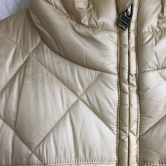 Patagonia Women's Oyster White Radalie Parka Women's Medium - Picture 12 of 16